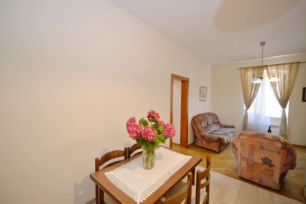 Apartment Cathedral Котор Екстер'єр фото